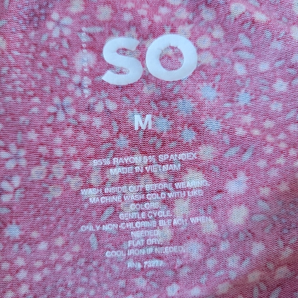 SO brand Soft Floral Red Tank top Med - Picture 6 of 9